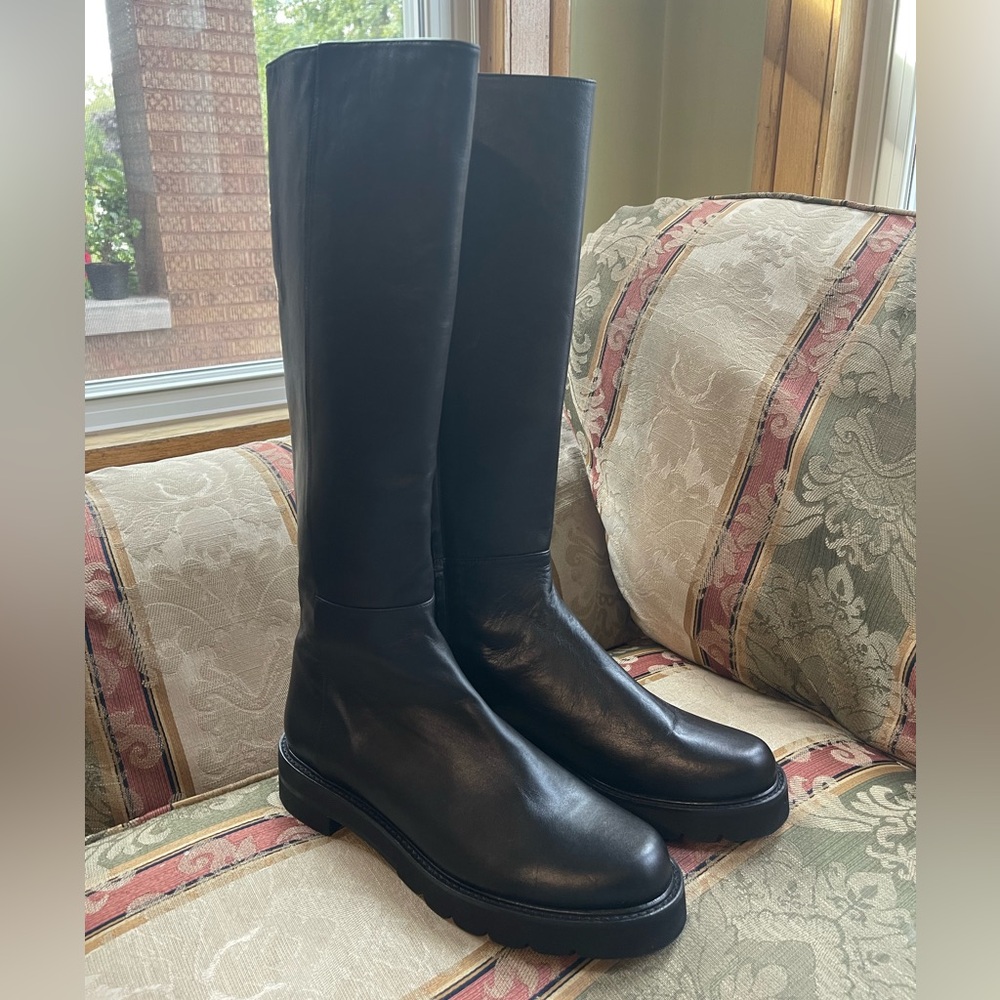 Stuart Weitzman Mila Knee-High Boots. Size 10.5 Women 
N15-02